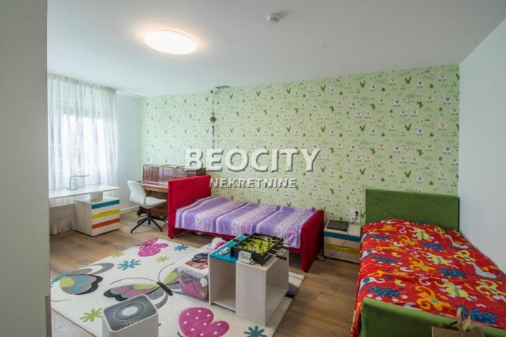 Novi Beograd, YUBC, Bulevar Mihajla Pupina, 5. 0, 160m2, 499000EUR