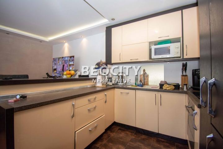 Novi Beograd, Hotel Jugoslavija, Maršala Tolbuhina, 5. 0, 120m2, 375000EUR