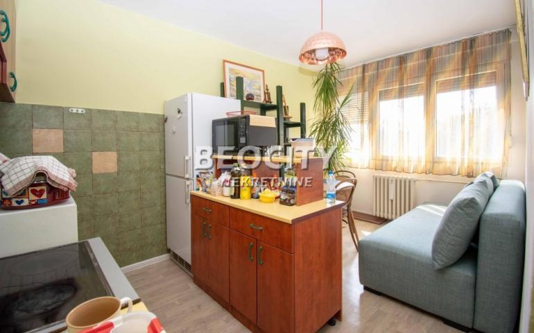 Novi Beograd, Hotel Jugoslavija, Maršala Tolbuhina, 5. 0, 120m2, 375000EUR