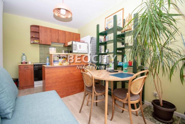 Novi Beograd, Hotel Jugoslavija, Maršala Tolbuhina, 5. 0, 120m2, 375000EUR