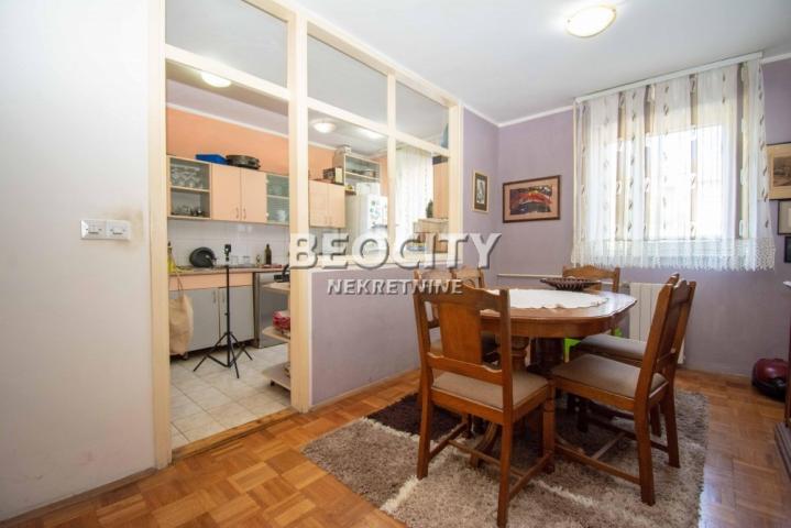 Novi Beograd, Bežanijska kosa, Marka Čelebonovića, 5. 0, 147m2, 310000EUR