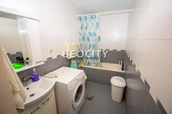 Rakovica, Vidikovac, Veljka Ramadanovića, 3. 0, 75m2, 150000EUR