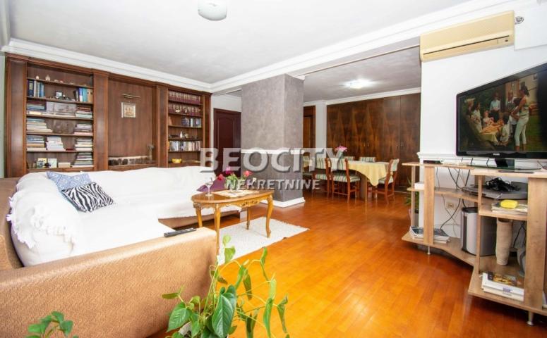 Vračar, Kalenić pijaca, Hadži Ruvimova, 4. 0, 87m2, 350000EUR