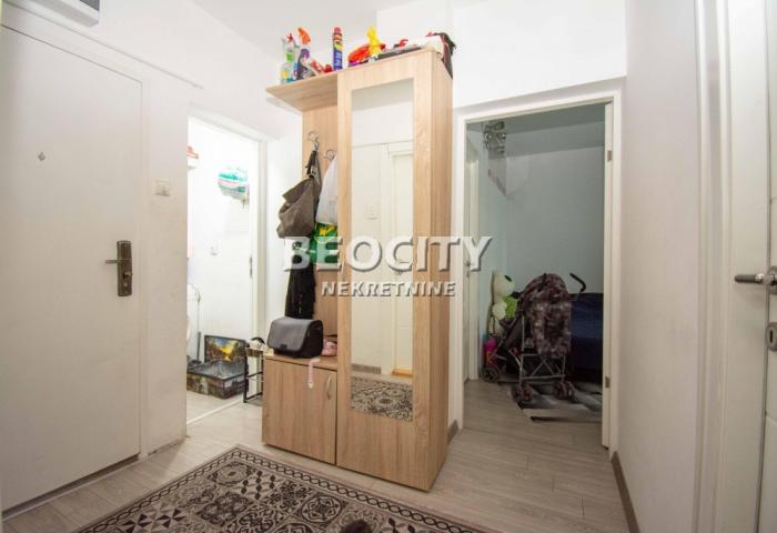 Zemun, Zemun polje, Martina Lutera Kinga, 2. 5, 50m2, 87000EUR