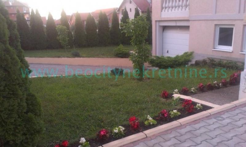 Voždovac, Medaković 3, Grbaljska, 6. 0, 360m2, 295000EUR