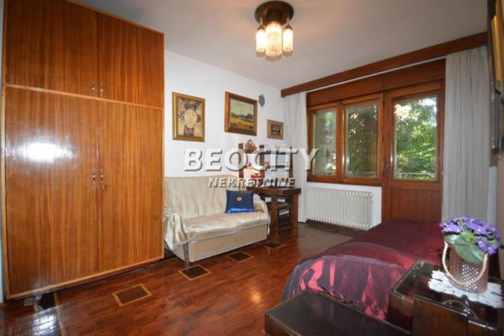 Zvezdara, Zvezdarska šuma, Bore Prodanovića, 5. 0, 140m2, 1800EUR