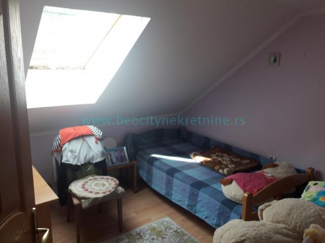 Zemun, Gardoš, Grobljanska, 5. 0, 200m2, 280000EUR