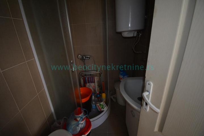 Rakovica, Centar, Kraljice Jelene, 3. 0, 102m2, 85000EUR