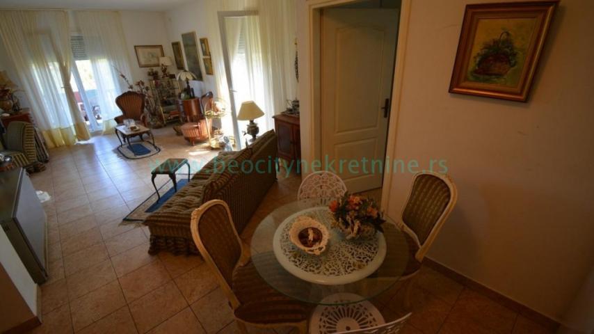 Barajevo, Vranić, Bratstva i jedinstva, 6. 0, 280m2, 220000EUR