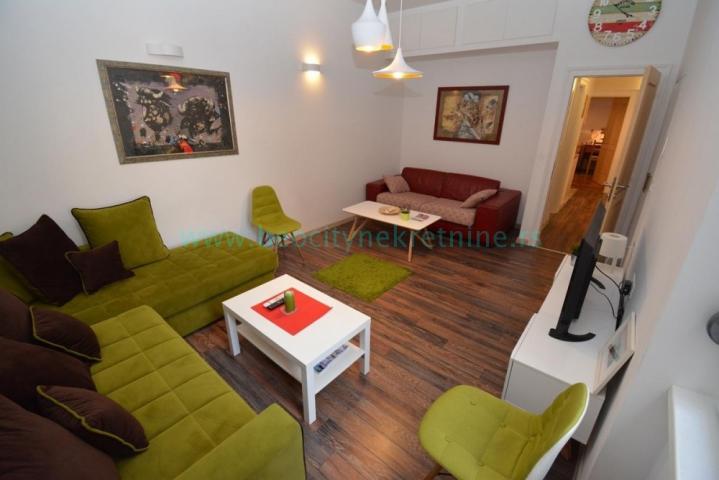 Stari grad, Obilićev venac, Maršala Birjuzova, 2. 5, 65m2, 225000EUR