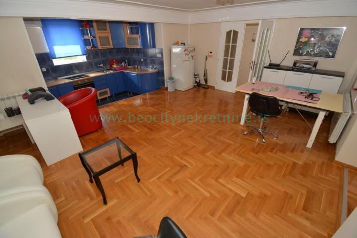 Palilula, Višnjica, Lovačka, 11. 0, 760m2, 650000EUR