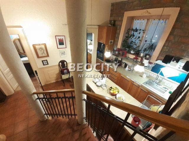 Voždovac, Medaković 3, , 5. 0, 340m2, 320000EUR