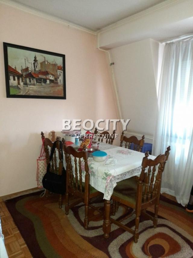 Obrenovac, Obrenovac (mesto), Kralja Milutina, 3. 0, 73m2, 100000EUR