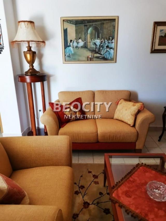 Petrovac, Centar, Stupovi, 6. 0, 181m2, 450000EUR