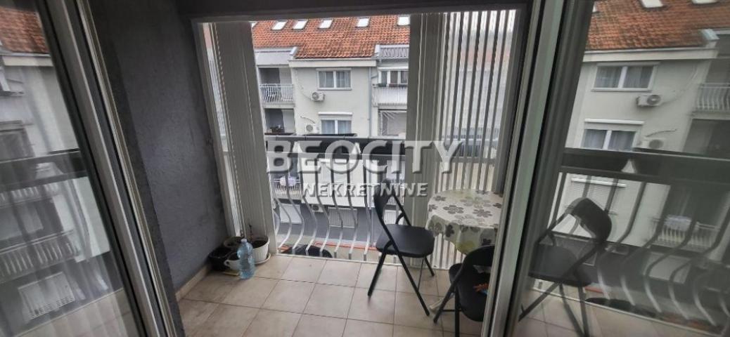 Novi Sad, Adamovićevo Naselje, , 5. 0, 110m2, 242000EUR