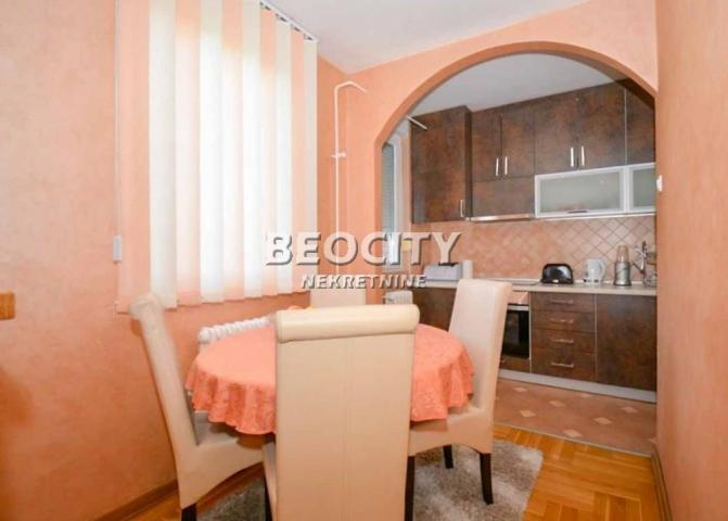 Rakovica, Labudovo brdo, Ljubomira Ivkovića Šuce, 4. 0, 90m2, 204000EUR