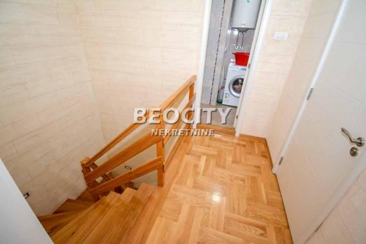 Rakovica, Labudovo brdo, Ljubomira Ivkovića Šuce, 4. 0, 90m2, 204000EUR