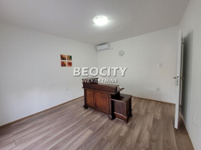 Obrenovac, Obrenovac (mesto), Vašarište, 4. 0, 130m2, 1250EUR