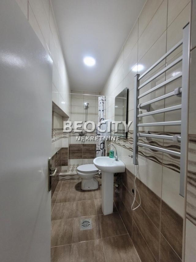 Obrenovac, Obrenovac (mesto), Vašarište, 4. 0, 130m2, 1250EUR