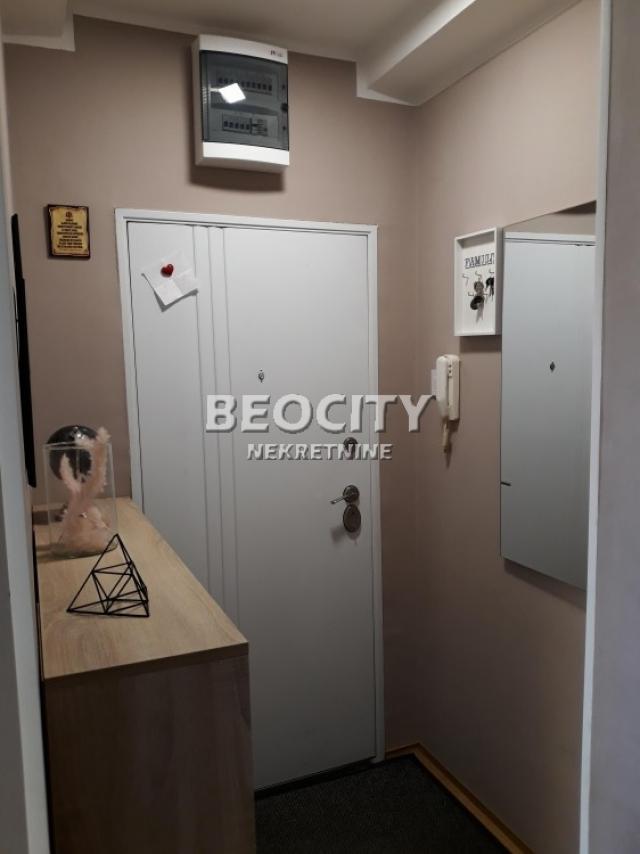 Novi Sad, Centar, Matice srpske, 2. 0, 54m2, 172800EUR