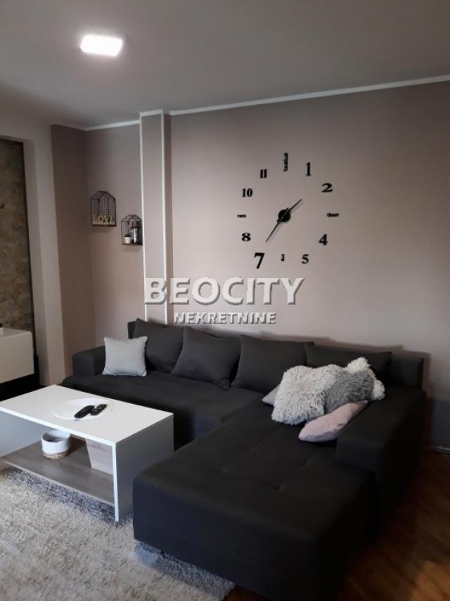 Novi Sad, Centar, Matice srpske, 2. 0, 54m2, 172800EUR