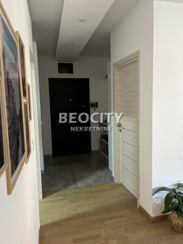 Novi Sad, Bulevar Evrope, Geri Karolja, 3. 5, 110m2, 350000EUR