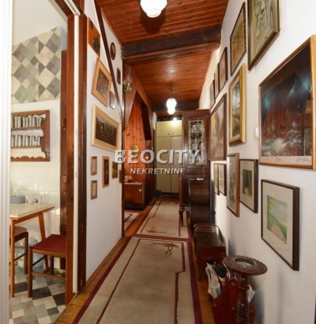 Rakovica, Centar, Stevana Lukovića, 2. 5, 69m2, 115000EUR