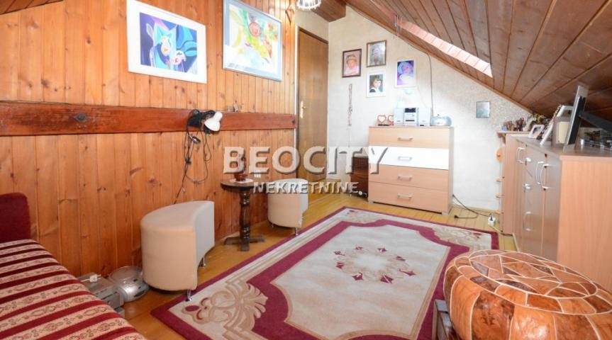 Rakovica, Centar, Stevana Lukovića, 2. 5, 69m2, 115000EUR