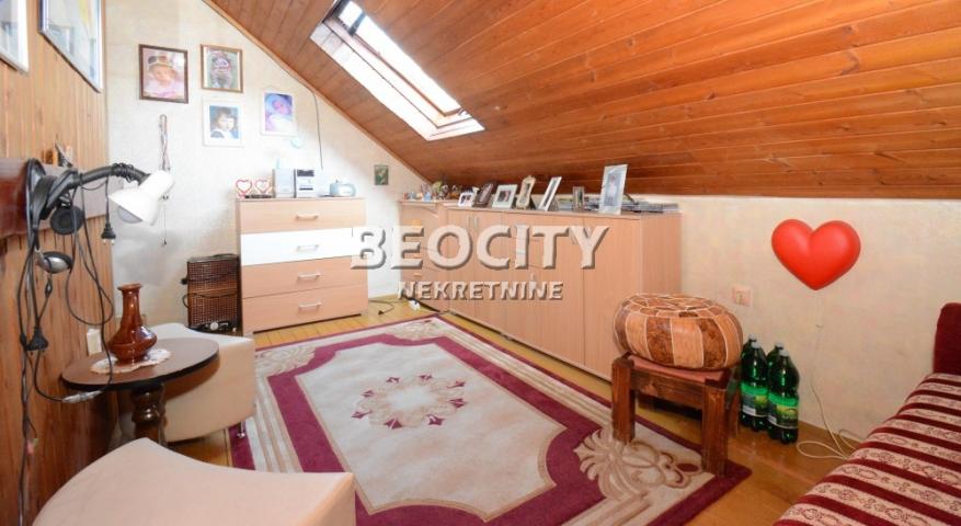 Rakovica, Centar, Stevana Lukovića, 2. 5, 69m2, 115000EUR