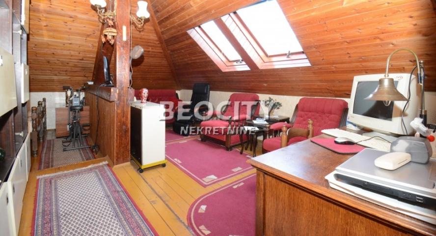 Rakovica, Centar, Stevana Lukovića, 2. 5, 69m2, 115000EUR