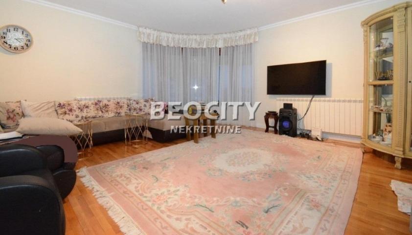 Zvezdara, Đeram pijaca, Djevđelijska , 5. 0, 150m2, 1500EUR