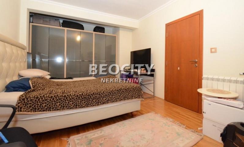 Zvezdara, Đeram pijaca, Djevđelijska , 5. 0, 150m2, 1500EUR