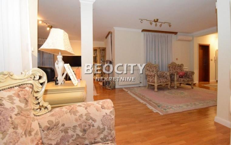 Zvezdara, Đeram pijaca, Djevđelijska , 5. 0, 150m2, 1500EUR