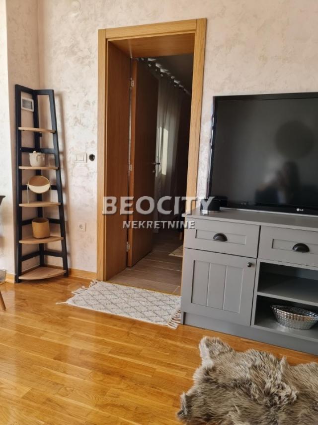 Kopaonik, Centar, Stefana Prvovenčanog, 2. 0, 83m2, 110000EUR