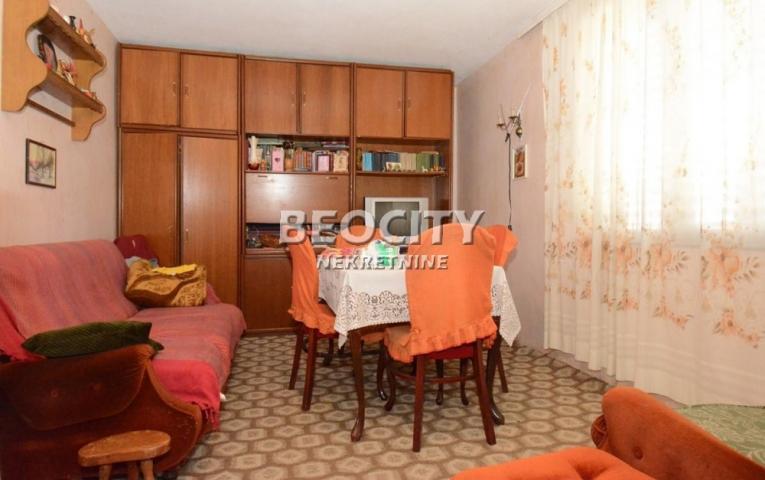 Topola, Žabare, Žabare, 4. 0, 61m2, 61500EUR