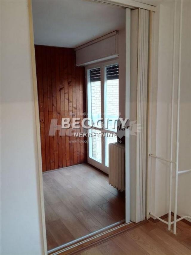 Novi Sad, Sajam, Dr Đorđa Joanovića, 1. 0, 36m2, 360EUR