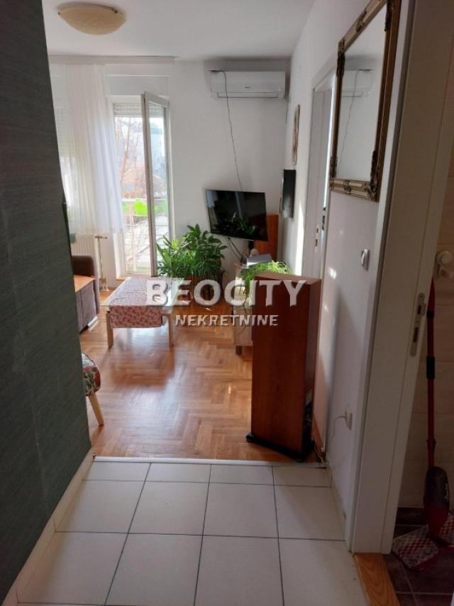 Novi Sad, Bulevar Evrope, Bulevar Evrope, 1. 5, 32m2, 92800EUR