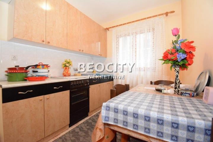 Voždovac, Medaković, Hanibala Lucića , 1. 5, 37m2, 82000EUR