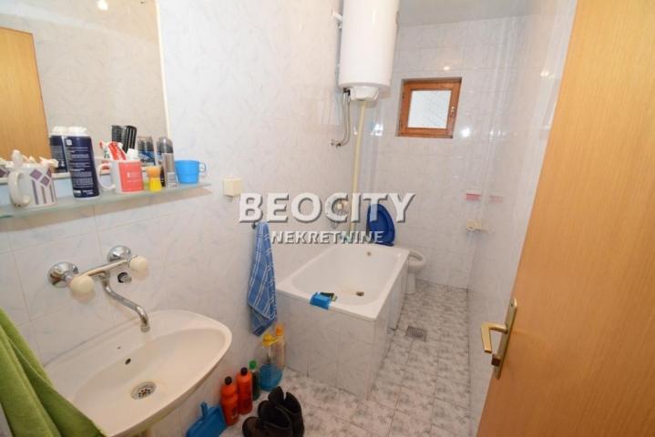 Voždovac, Medaković, Hanibala Lucića , 1. 5, 37m2, 82000EUR