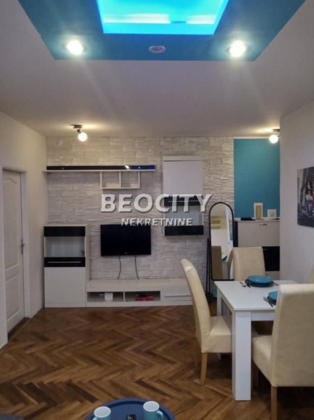 Novi Sad, Adamovićevo Naselje, Vardarska, 1. 5, 40m2, 98000EUR