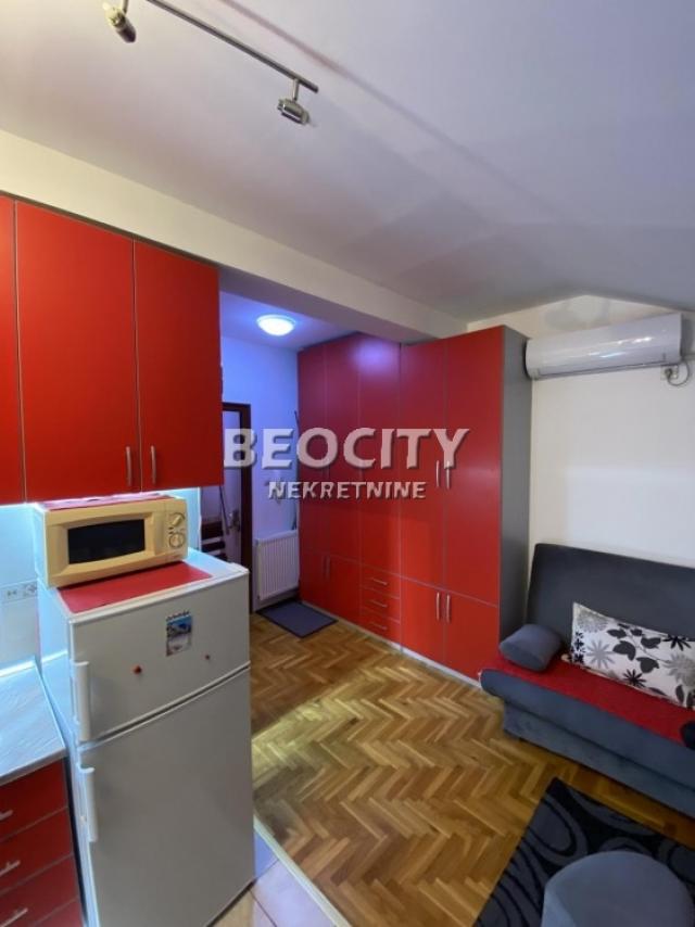 Novi Sad, Centar, Šumadijska, 0. 5, 32m2, 82900EUR