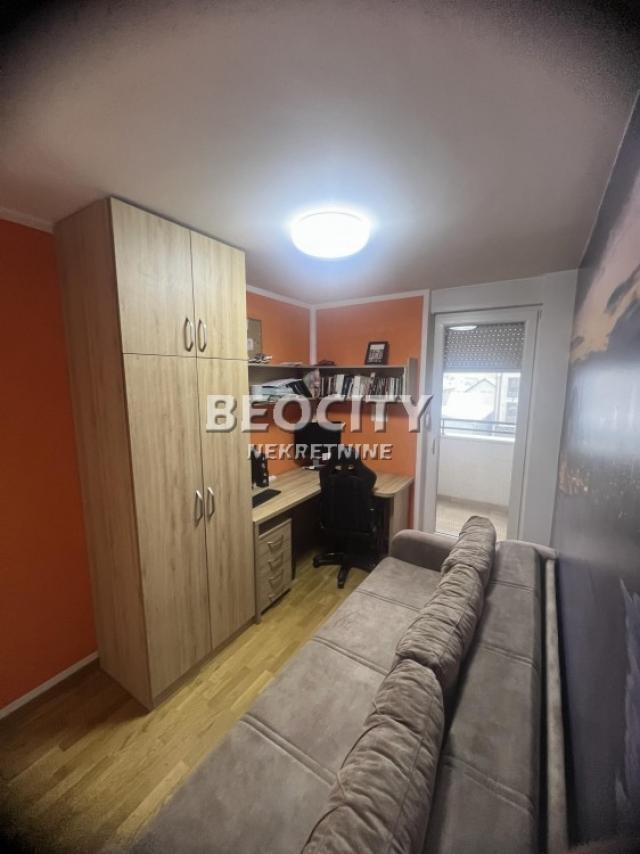 Novi Sad, Bulevar patrijarha Pavla, Bulevaru Patrijarha Pavla . , 3. 0, 66m2, 135000EUR