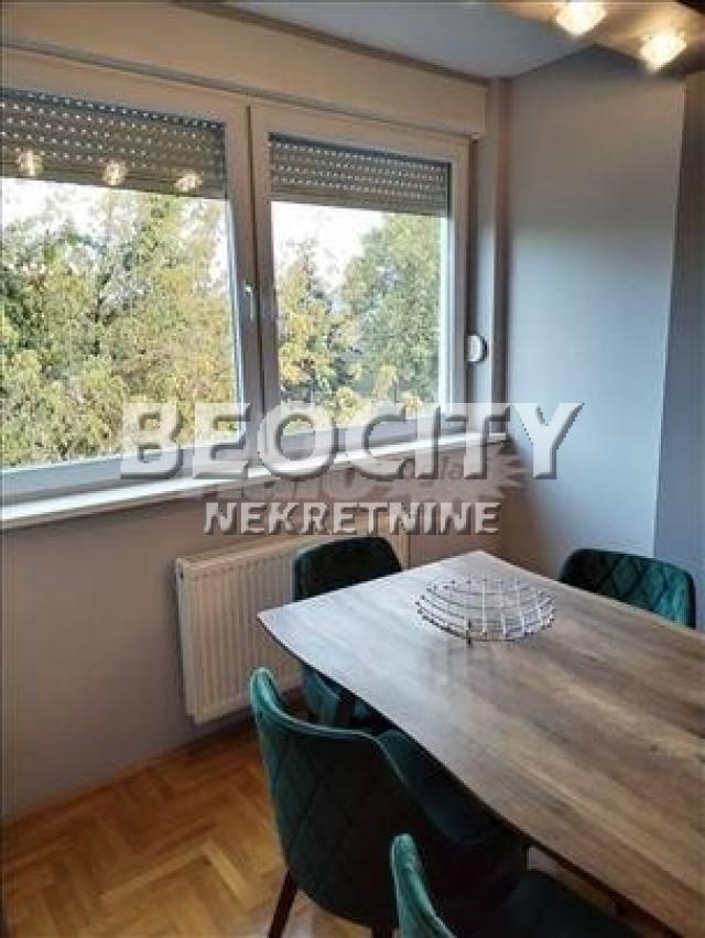 Novi Sad, Liman 4, Sime Matavulja, 3. 0, 83m2, 250000EUR