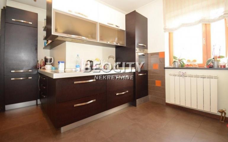 Voždovac, Autokomanda, Ranka Tajsića, 3. 0, 143m2, 339900EUR