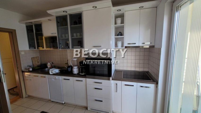 Novi Sad, Bulevar Evrope, Cvećarska, 2. 0, 60m2, 180000EUR