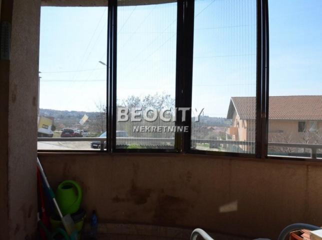 Voždovac, Vojvode Vlahovića, Miodraga Živanova , 3. 0, 63m2, 126000EUR