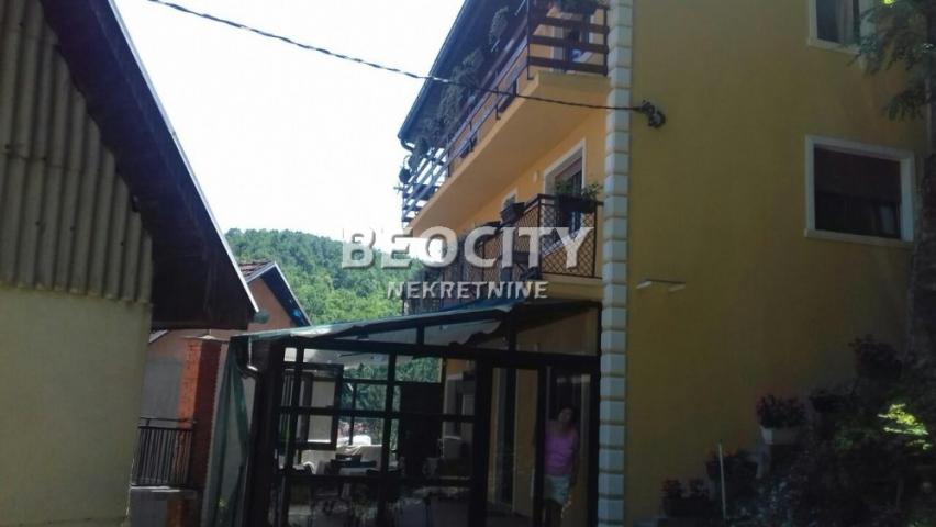 Kraljevo, Bogutovačka Banja, , 10. 0, 174m2, 80000EUR