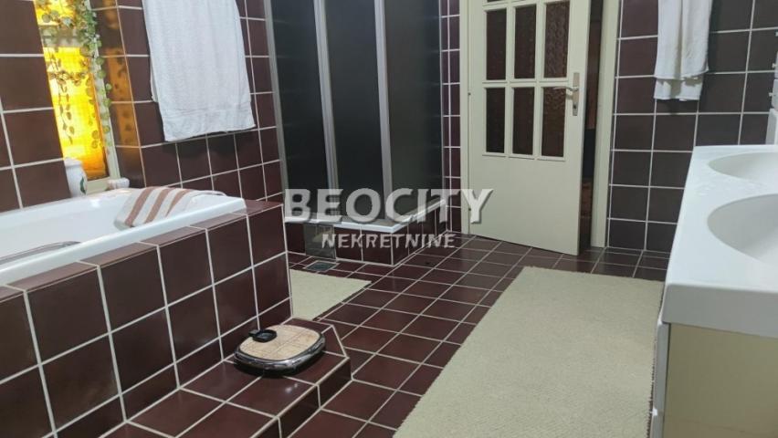 Sombor, Stapar, , 5. 0, 180m2, 195000EUR