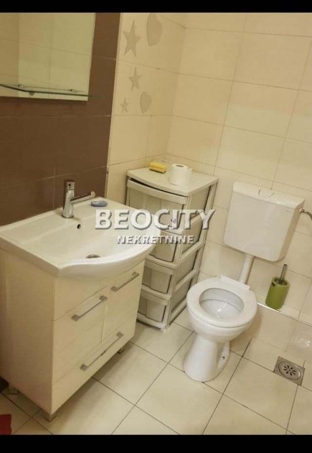 Novi Sad, Bulevar Evrope, Vardarska , 3. 5, 92m2, 184000EUR