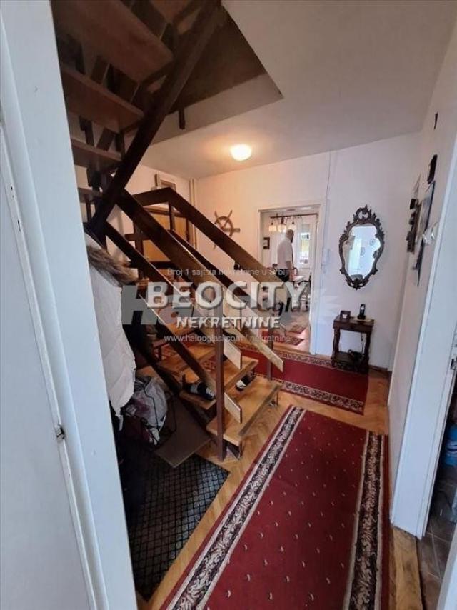 Voždovac, Kumodraž, Danila Bojovića, 4. 0, 97m2, 199000EUR